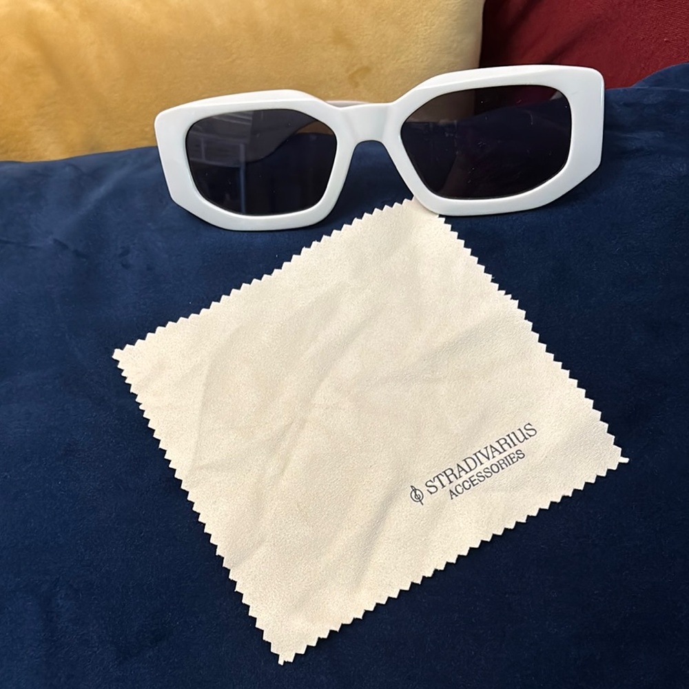 Stradivarius White Rectangular Sunglasses - image 4